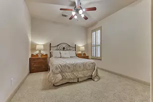42 Carlyle Pl, The Woodlands, TX 77382 - Photo 37