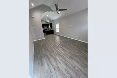 833 Omeara, Montgomery, TX 77316 - Photo 3