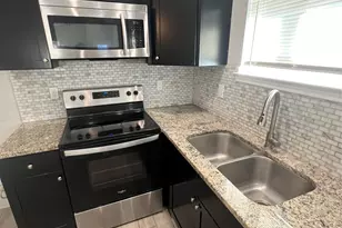 833 Omeara, Montgomery, TX 77316 - Photo 7