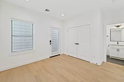 1108 Brooks Street, Houston, TX 77009 - Photo 5