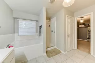 9727 Walford Mill Ln, Houston, TX 77095 - Photo 15