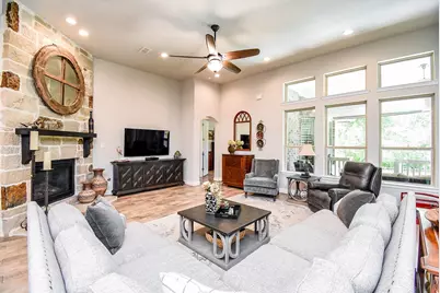 4827 Legend Creek Drive, Fulshear, TX 77441 - Photo 23