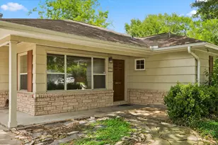5610 Evergreen St, Bellaire, TX 77401 - Photo 3
