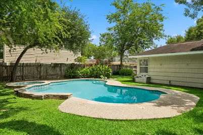 5610 Evergreen Street, Bellaire, TX 77401 - Photo 25