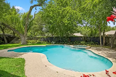 5610 Evergreen Street, Bellaire, TX 77401 - Photo 23