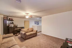 8215 Oat Meadow Trail, Houston, TX 77049 - Photo 35