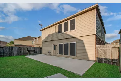 8215 Oat Meadow Trail, Houston, TX 77049 - Photo 43