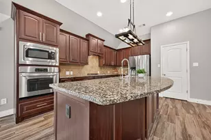 6515 Arroyo Springs Ln, Fulshear, TX 77441 - Photo 23