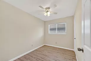 13822 Northlake Dr, Houston, TX 77049 - Photo 9