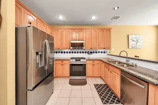 13635 Treebank Ln, Houston, TX 77070 - Photo 9