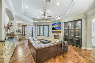 22114 E Meadowhurst Circle E, Tomball, TX 77377 - Photo 11