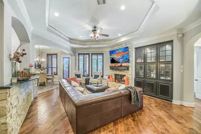 22114 E Meadowhurst Circle E, Tomball, TX 77377 - Photo 11