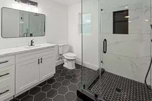 9410 Albury Dr, Houston, TX 77096 - Photo 11