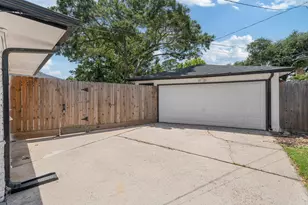 9410 Albury Dr, Houston, TX 77096 - Photo 13