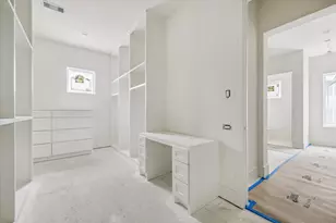 19 Wentworth Gate Path, Houston, TX 77027 - Photo 25