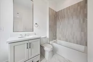 19 Wentworth Gate Path, Houston, TX 77027 - Photo 31