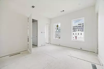 19 Wentworth Gate Path, Houston, TX 77027 - Photo 21