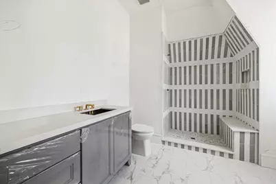 19 Wentworth Gate Path, Houston, TX 77027 - Photo 35