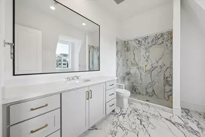 19 Wentworth Gate Path, Houston, TX 77027 - Photo 37