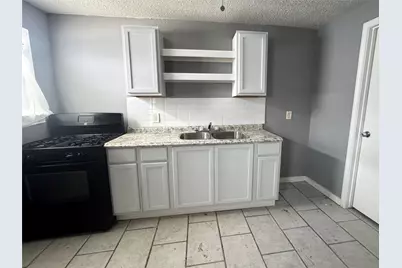 7018 1/2 Avenue F #6, Houston, TX 77011 - Photo 3