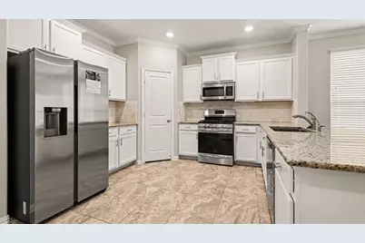 15611 E Galley Drive, Crosby, TX 77532 - Photo 5