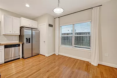 3730 Main Poplar Dr, Houston, TX 77025 - Photo 11