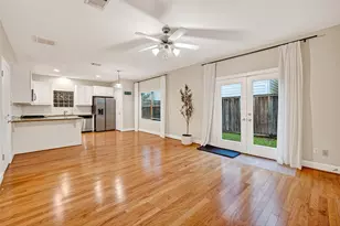 3730 Main Poplar Dr, Houston, TX 77025 - Photo 7