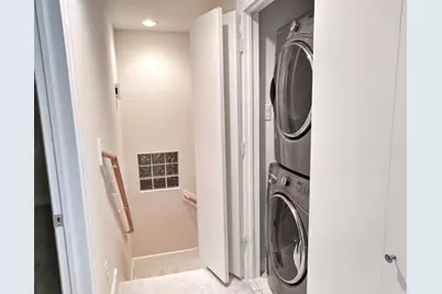 3730 Main Poplar Dr, Houston, TX 77025 - Photo 5