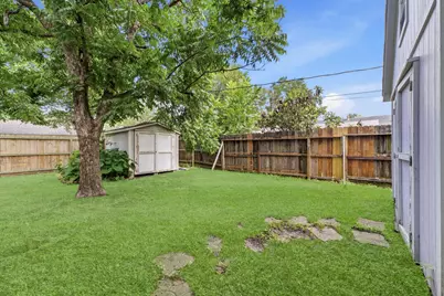 5738 Weeping Willow Road, Houston, TX 77092 - Photo 19