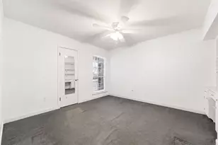 5738 Weeping Willow Rd, Houston, TX 77092 - Photo 15