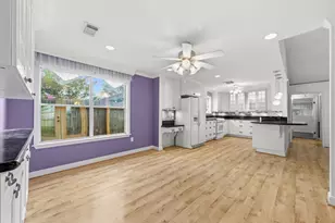 5738 Weeping Willow Rd, Houston, TX 77092 - Photo 9