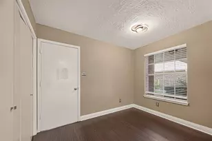 911 Woodfern Glen Ln, Pearland, TX 77584 - Photo 7