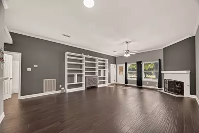 911 Woodfern Glen Lane, Pearland, TX 77584 - Photo 5