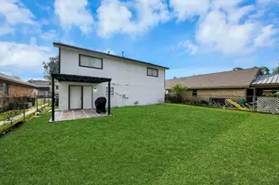 8631 Valley Ledge Dr, Houston, TX 77078 - Photo 29
