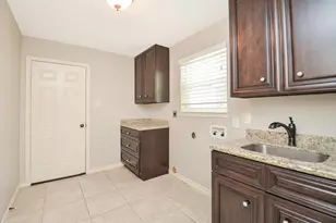 2615 Brazeal St, Waller, TX 77484 - Photo 25