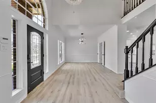 1019 Highland Woods Dr, Highlands, TX 77562 - Photo 7
