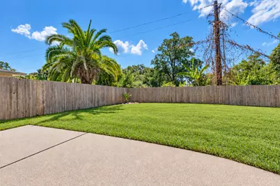 1019 Highland Woods Drive, Highlands, TX 77562 - Photo 33
