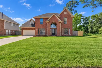 1019 Highland Woods Drive, Highlands, TX 77562 - Photo 3