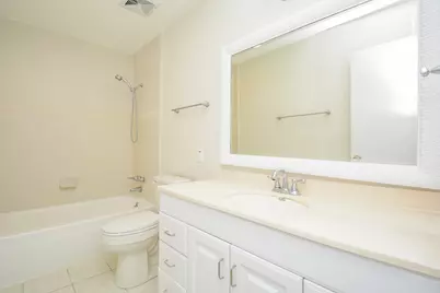 13282 Trail Hollow Drive, Houston, TX 77079 - Photo 21