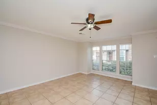 13282 Trail Hollow Dr, Houston, TX 77079 - Photo 13