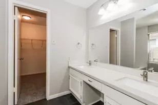 12723 Ashford Knoll Dr, Houston, TX 77082 - Photo 11