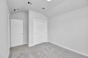 359 Ice Shr Trl, Dayton, TX 77535 - Photo 9