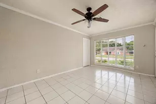 1134 Canterdale St, Houston, TX 77047 - Photo 5