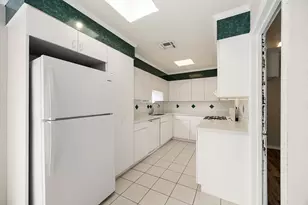 1134 Canterdale St, Houston, TX 77047 - Photo 9