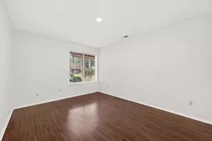 6203 Downwood Forest Dr, Houston, TX 77088 - Photo 35