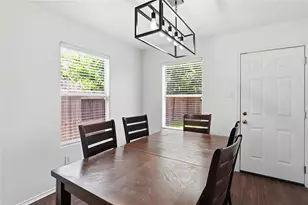 10315 Bentondale Ln, Houston, TX 77075 - Photo 9