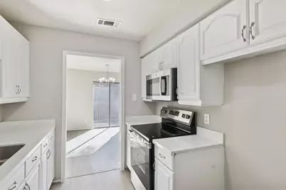 9707 Richmond Avenue #98, Houston, TX 77042 - Photo 11