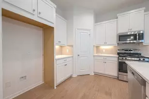 628 Silver Pear Ct, Montgomery, TX 77316 - Photo 11