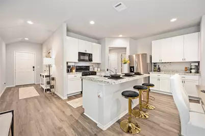 10527 Meadow Saffron Drive, Houston, TX 77016 - Photo 11