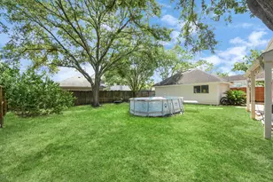 1503 Pine Ridge Ln, Pearland, TX 77581 - Photo 39